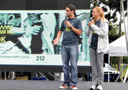 CH - 212 Urban Run - El Pollo Alvarez y Laura Azcurra