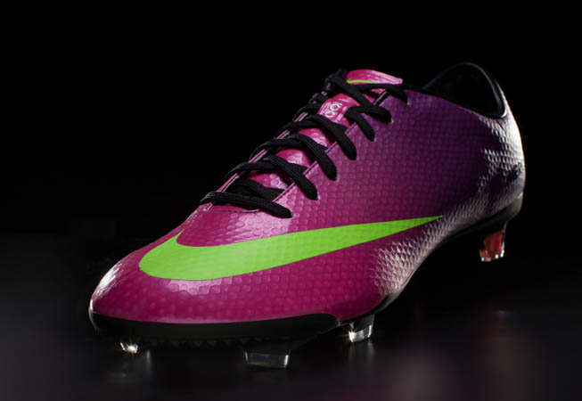 Nike Mercurial Vapor IX: innovación velocidad explosiva para los jugadores más rápidos. |