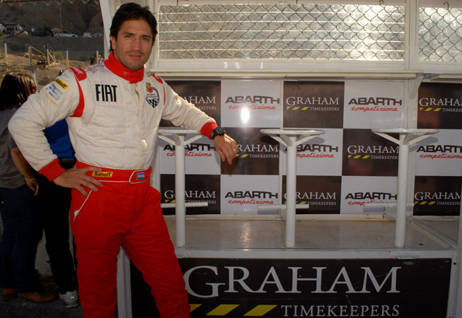 Bruno Marioni luciendo su Graham Silverstone Stowe Racing Blue.