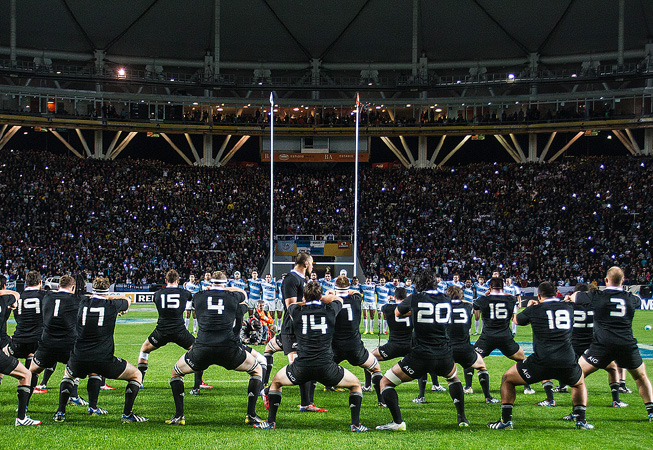 El tradicional 'Haka' maorí previo al inicio del partido. (Foto: Rodrigo Vergara/U.A.R.).