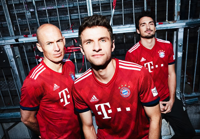 adidas - FC Bayern Munich - Arjen Robben - Thomas Muller - Mats Hummels